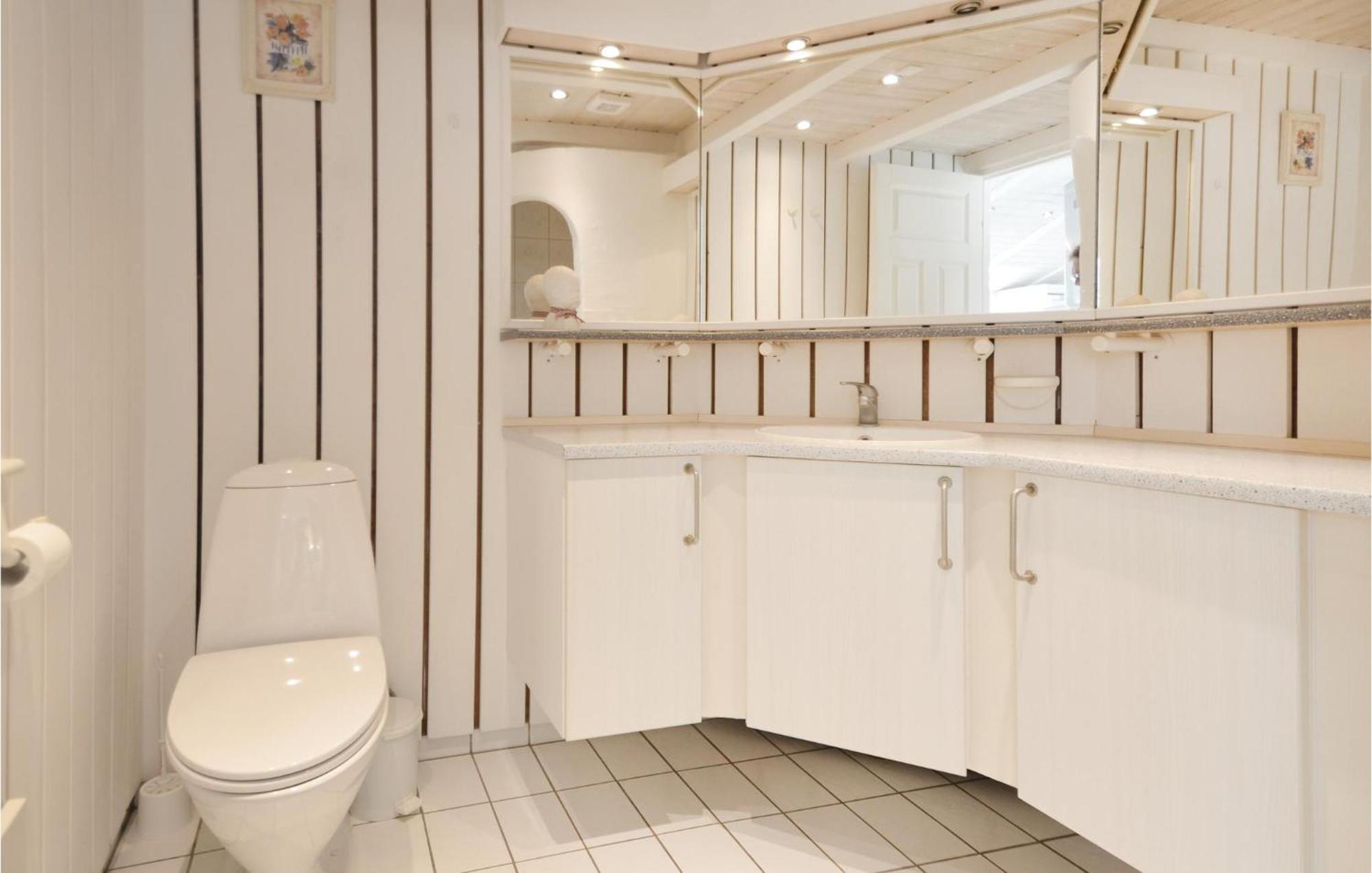 Amazing Home In Ebeltoft With Sauna מראה חיצוני תמונה