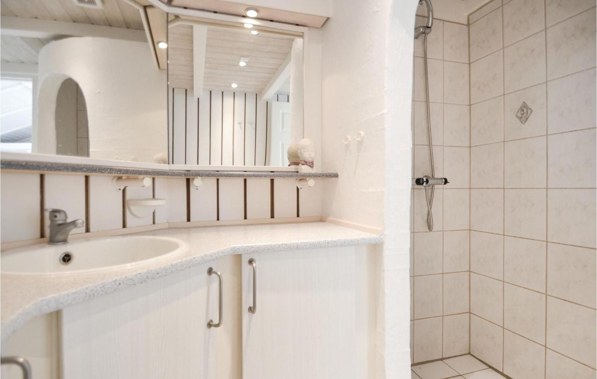 Amazing Home In Ebeltoft With Sauna מראה חיצוני תמונה